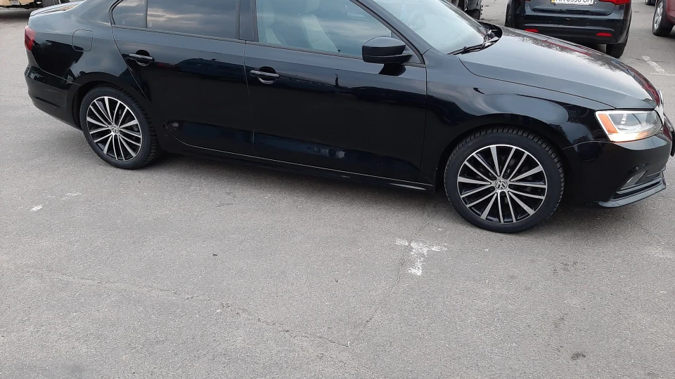 Volkswagen Jetta VW Jetta 1.8 sport 2