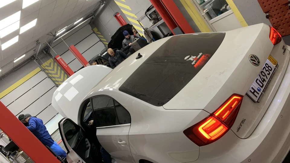Volkswagen Jetta VW JETTA 2015 2.0TDI BMT 4