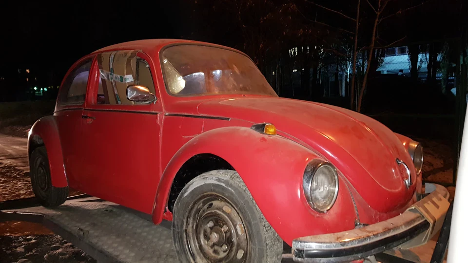 Volkswagen Kafer 1303S 1972 Red Cat 2