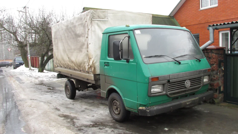 Volkswagen LT 28 2.4D тип ACT Бортовий