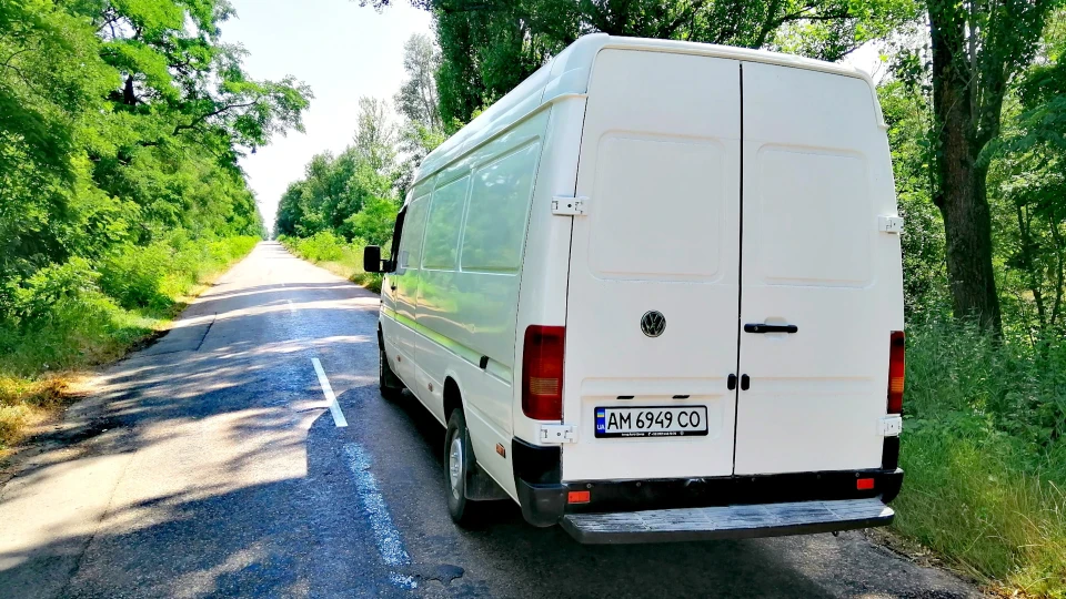 Volkswagen LT 35 2.5 TDI 3