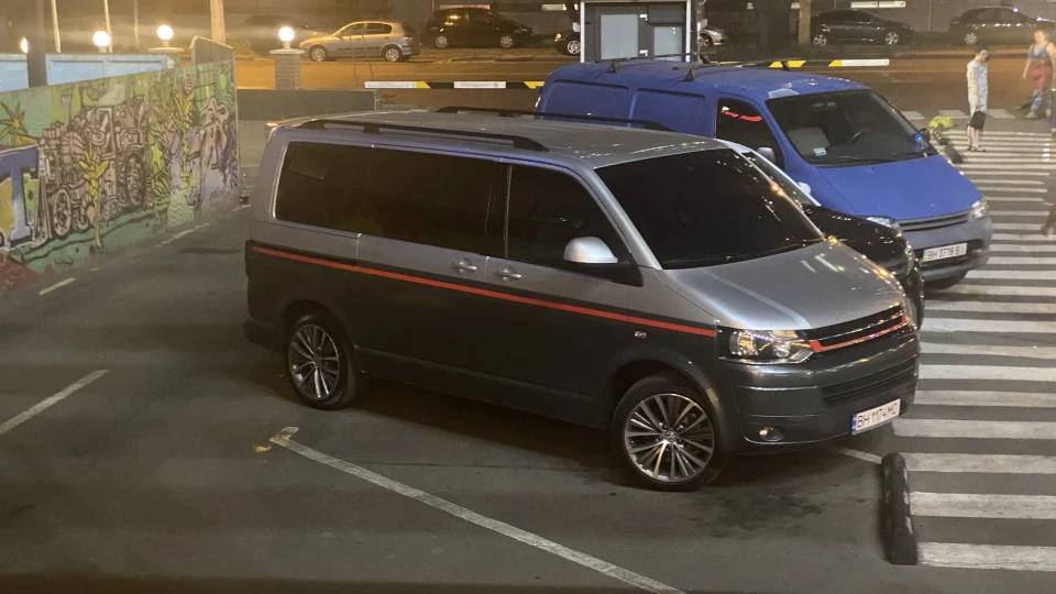 Volkswagen Multivan 5