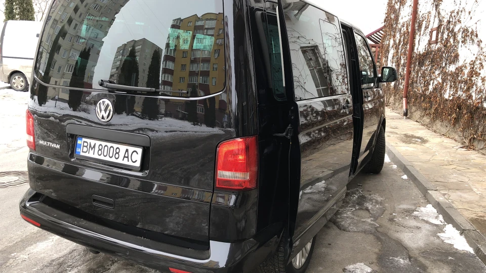 Volkswagen Multivan 5