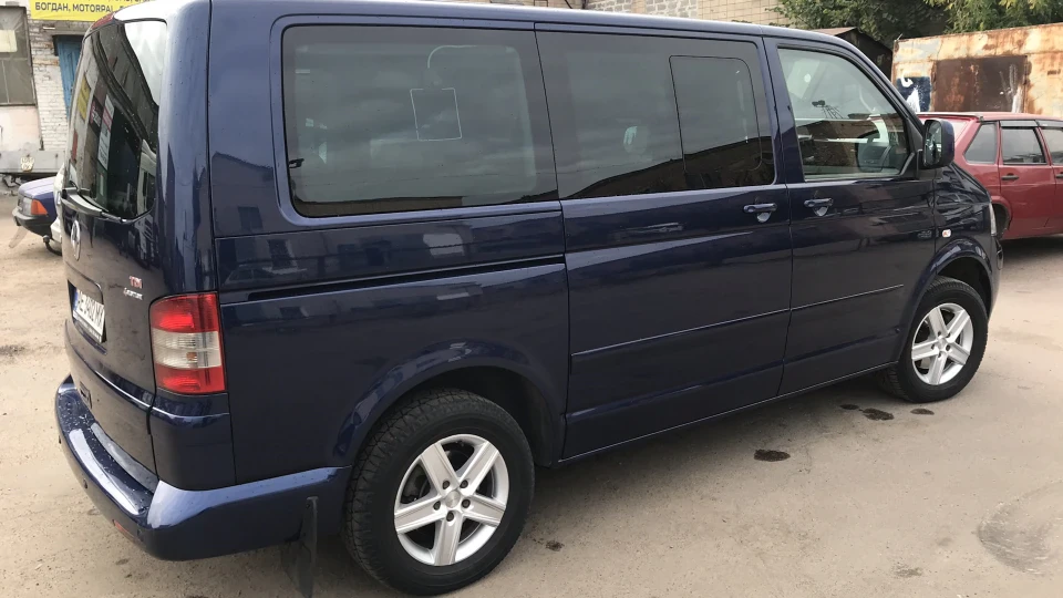 Volkswagen Multivan 3