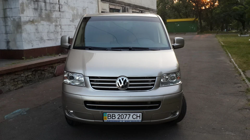 Volkswagen Multivan 2,5TDI 4Motion Мультя 4