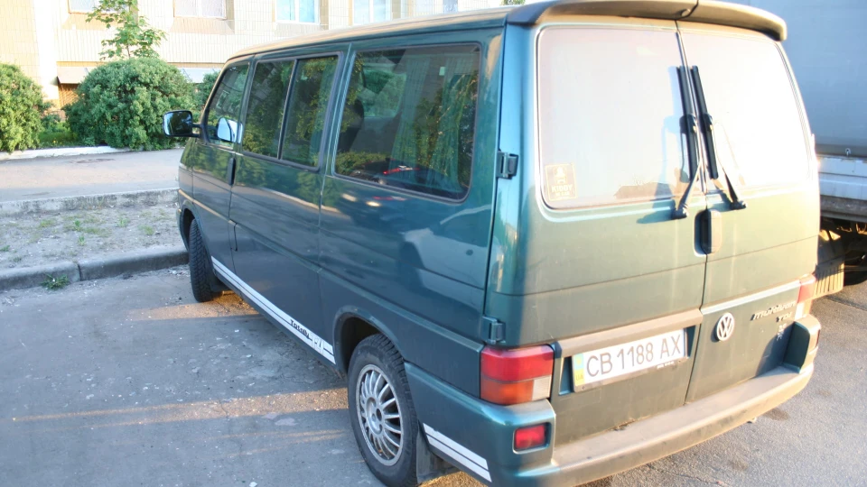 Volkswagen Multivan 2.5TDi TotallyT4 5