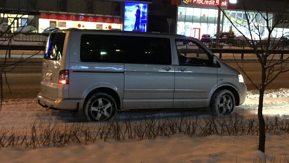 Volkswagen Multivan Geлік_Мікроавтобусний 2