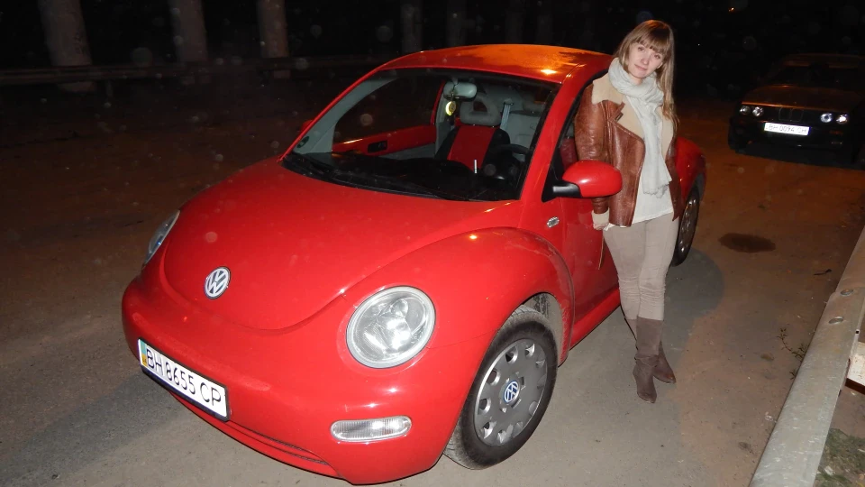 Volkswagen New Beetle 2