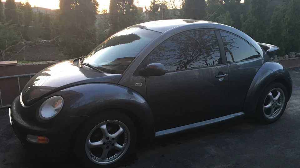 Volkswagen New Beetle