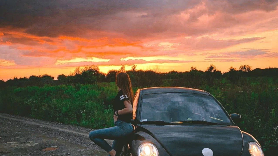 Volkswagen New Beetle 2