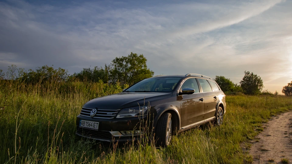 Volkswagen Passat Alltrack 2