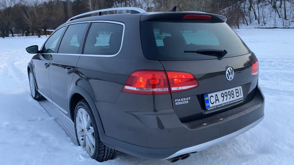 Volkswagen Passat Alltrack 2