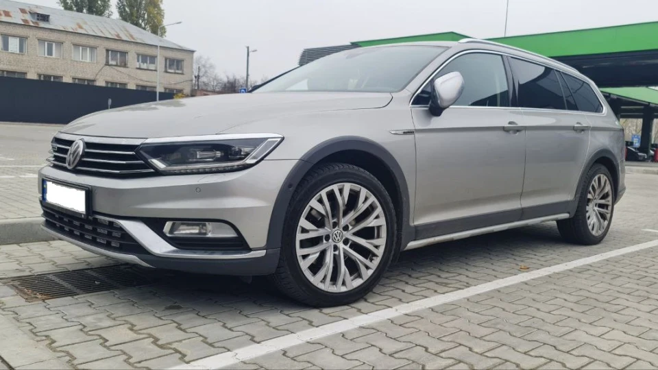 Volkswagen Passat Alltrack 3