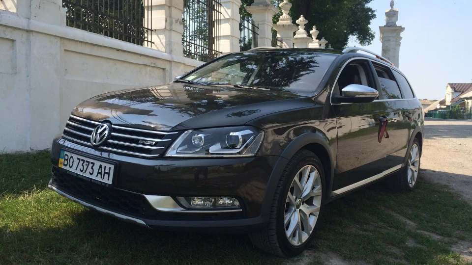 Volkswagen Passat Alltrack 2.0 tsi "Schokolade" 4