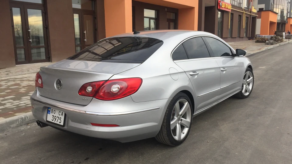 Volkswagen Passat CC 4