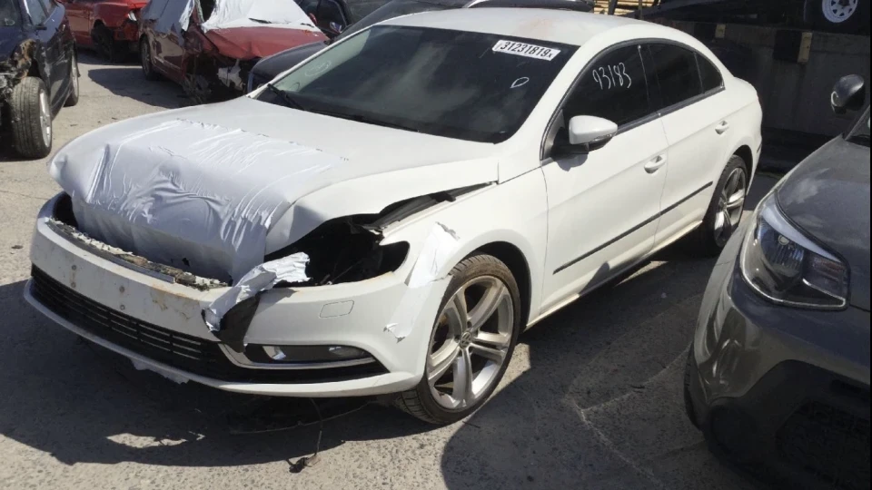Volkswagen Passat CC 4