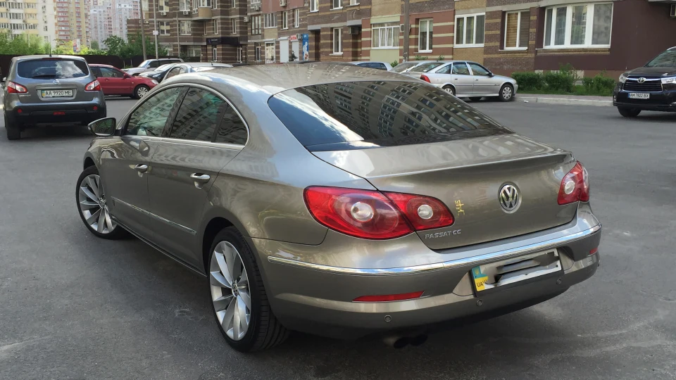 Volkswagen Passat CC 1.8 TSI 4