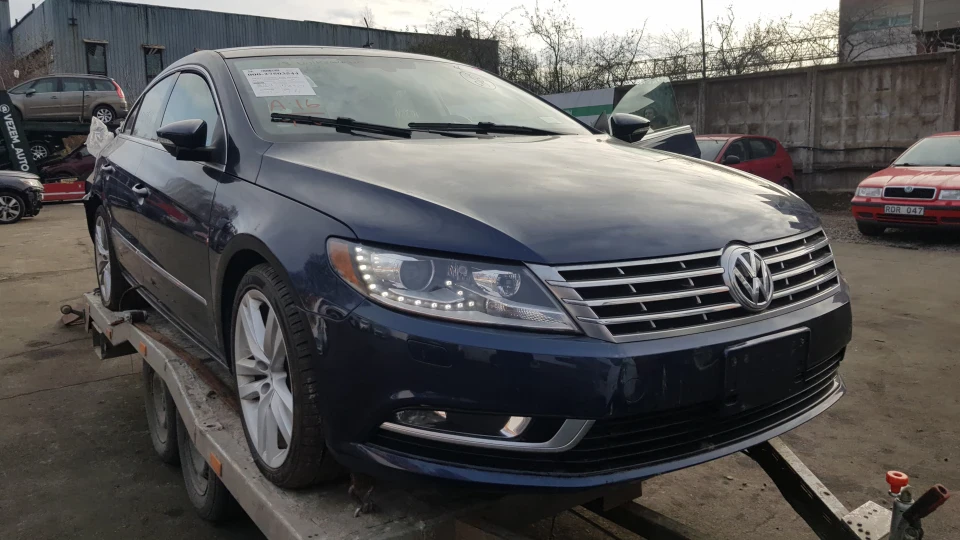 Volkswagen Passat CC 2.0 tfsi ) USA 5