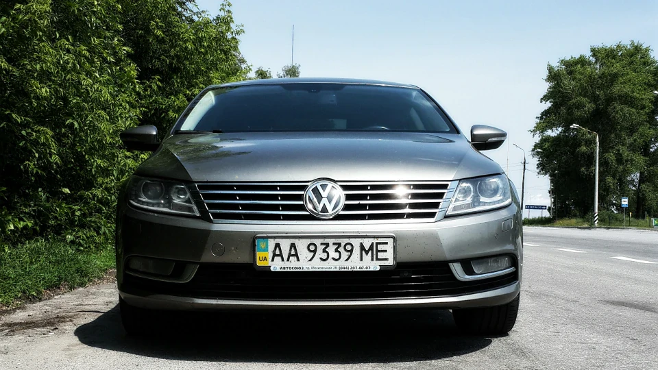 Volkswagen Passat CC 2.0 турбо 3