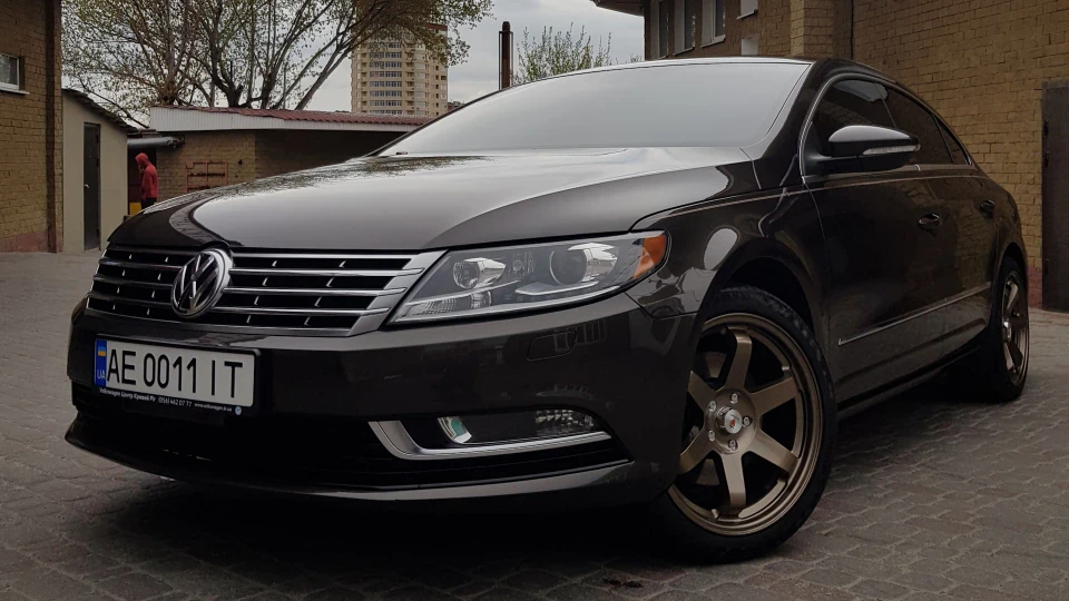 Volkswagen Passat CC 2.0 турбо 3