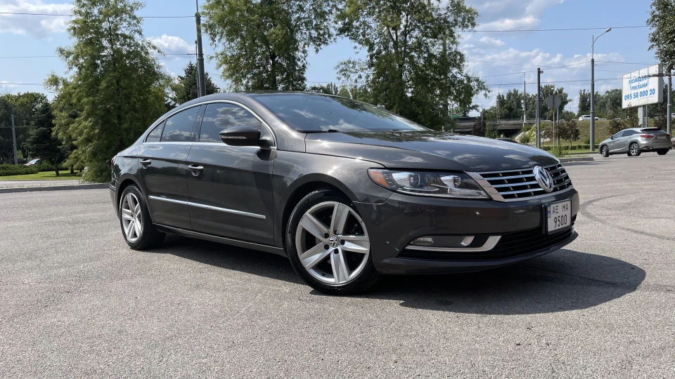 Volkswagen Passat CC 2.0T USA 2