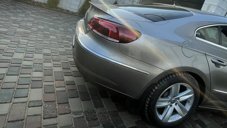 Volkswagen Passat CC 2.0t 2