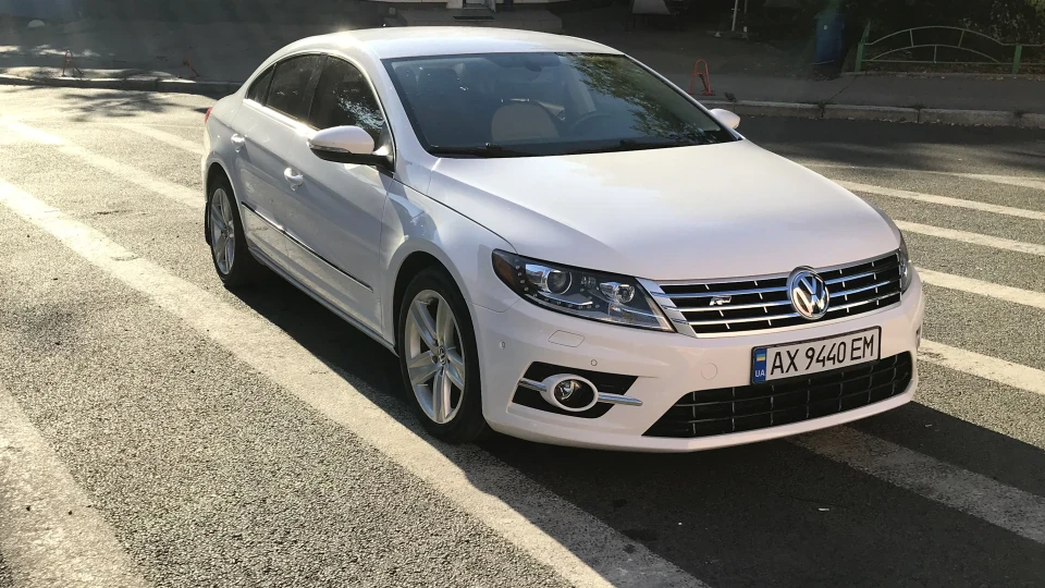 Volkswagen Passat CC Дволітровий купаж