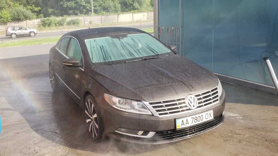 Volkswagen Passat CC Німець переодягнений