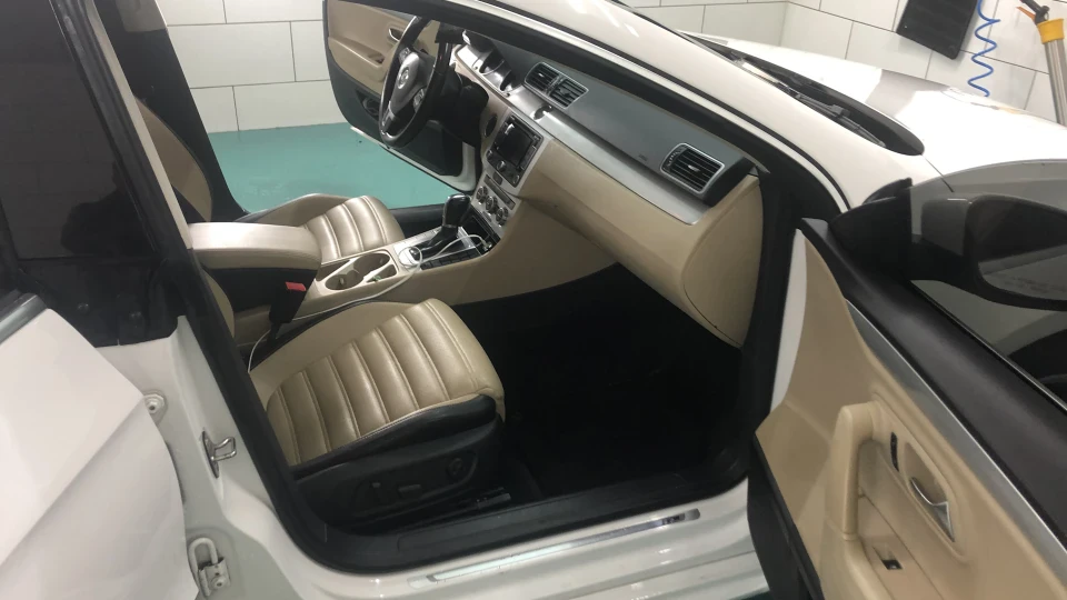 Volkswagen Passat CC R-line 4