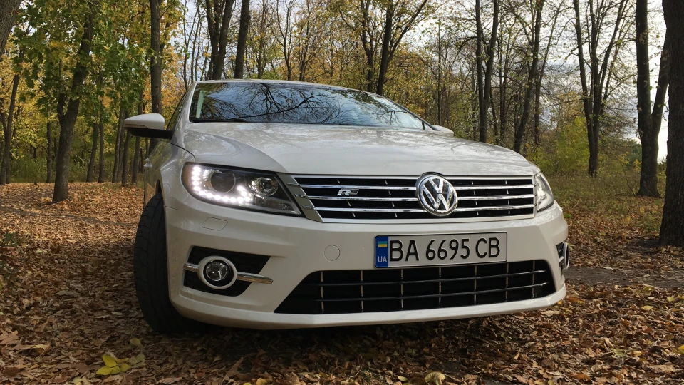 Volkswagen Passat CC Rline USA 3