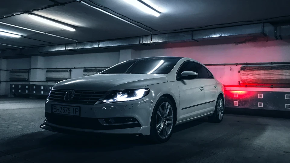 Volkswagen Passat CC White Candy 5