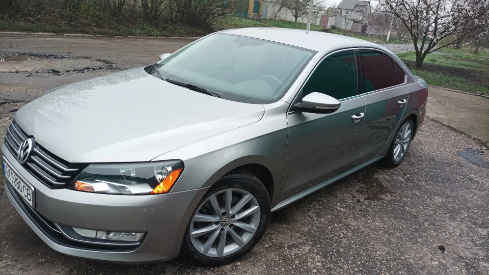 Volkswagen Passat US 3