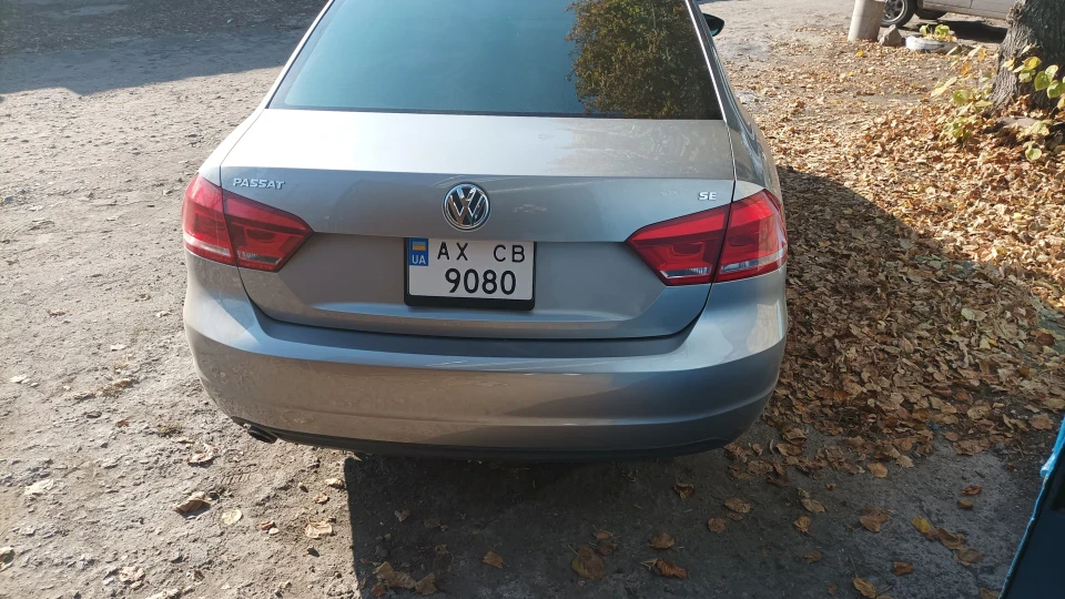 Volkswagen Passat US 4