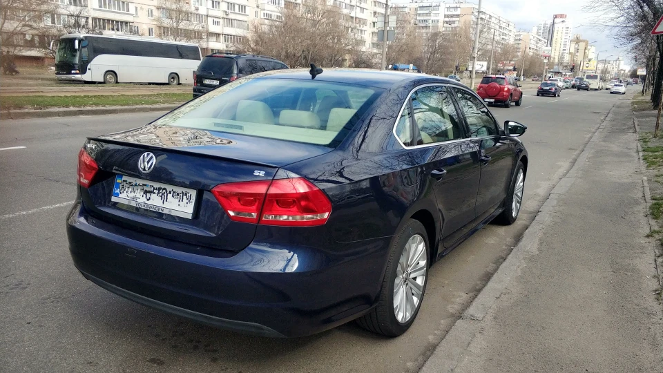 Volkswagen Passat US 2
