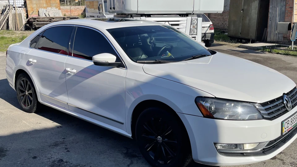 Volkswagen Passat US 2