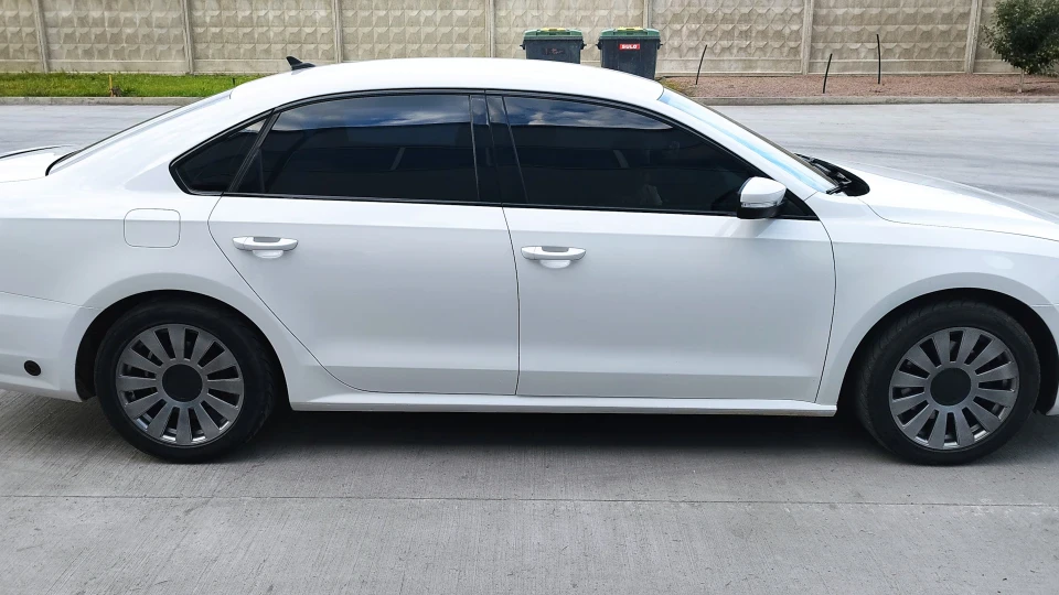 Volkswagen Passat US 2