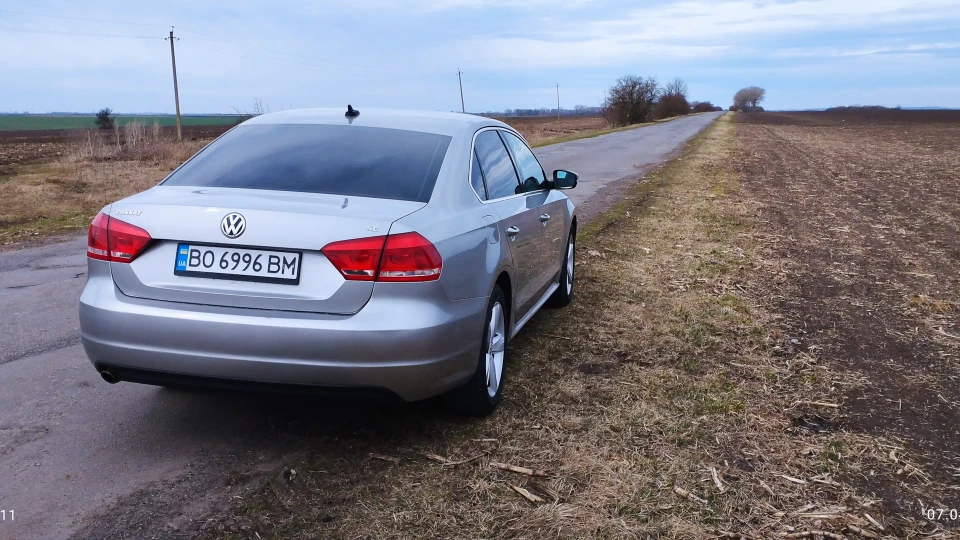 Volkswagen Passat US 5