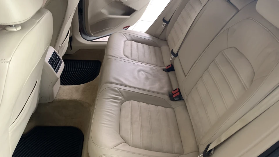 Volkswagen Passat US 3