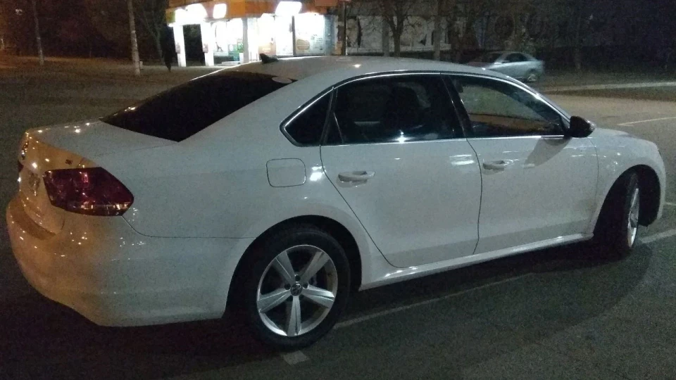 Volkswagen Passat US 2