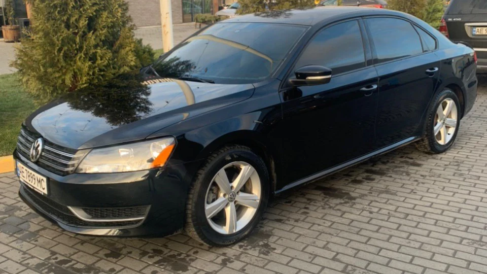 Volkswagen Passat US 2