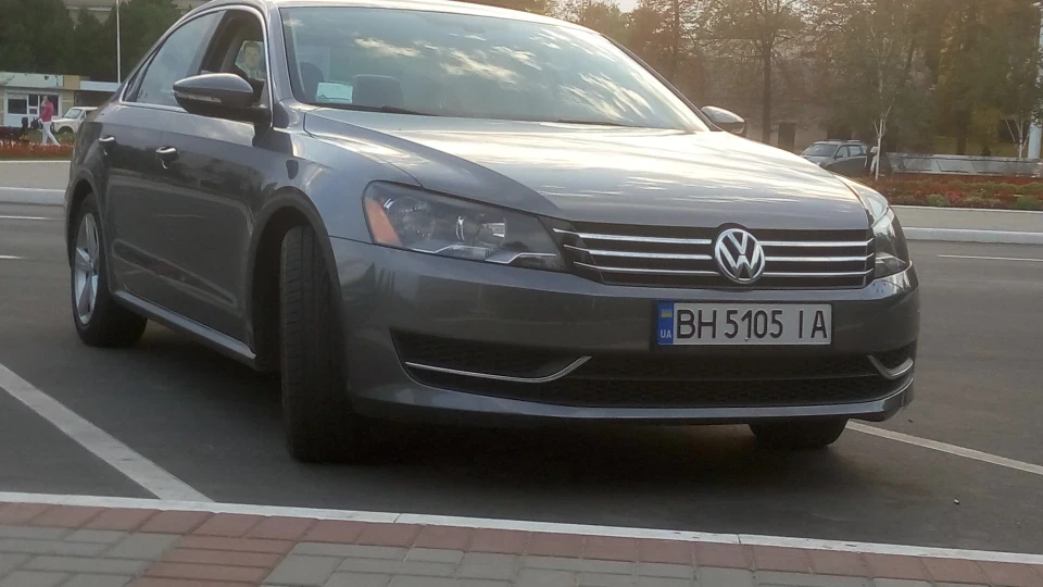 Volkswagen Passat US 2