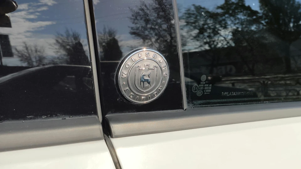 Volkswagen Passat US 3