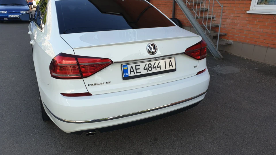 Volkswagen Passat US 2