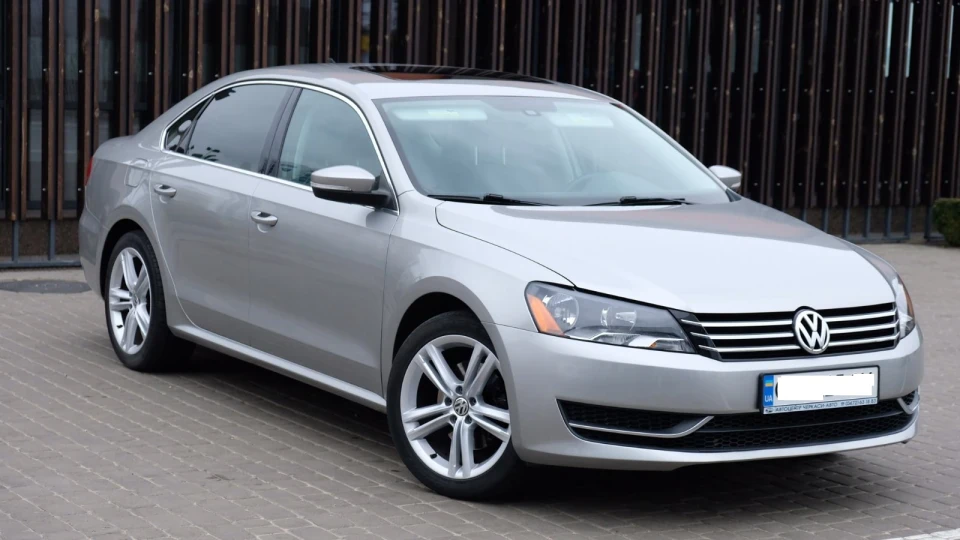 Volkswagen Passat US 3