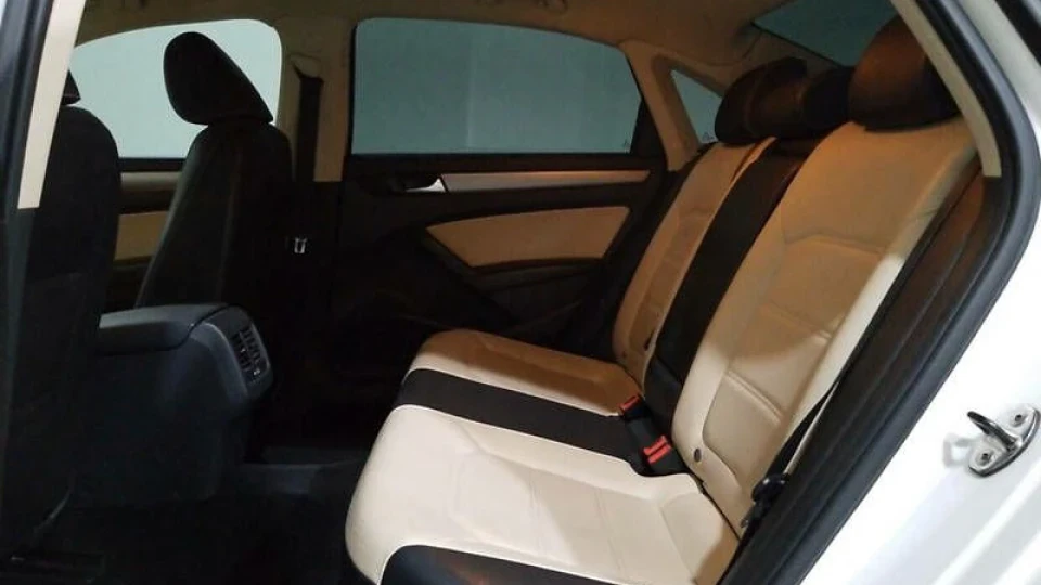 Volkswagen Passat US 110 кВт 3