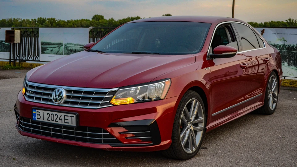 Volkswagen Passat US 1.8 TSI R-Line 2