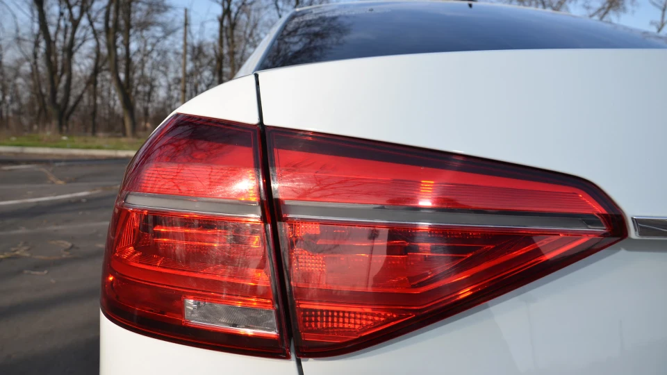 Volkswagen Passat US 1.8 tsi 3