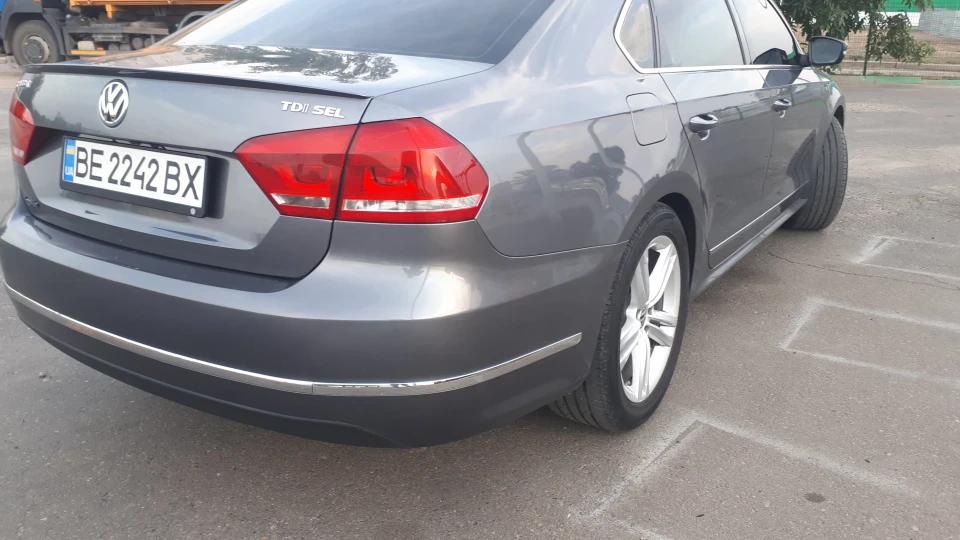 Volkswagen Passat US 2.0TDI 4