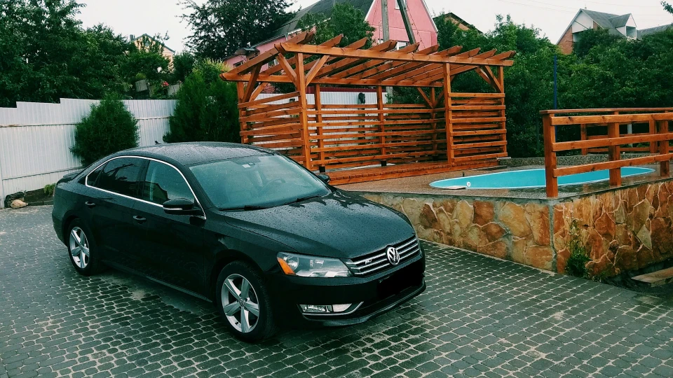 Volkswagen Passat US 2.5 All Black 5
