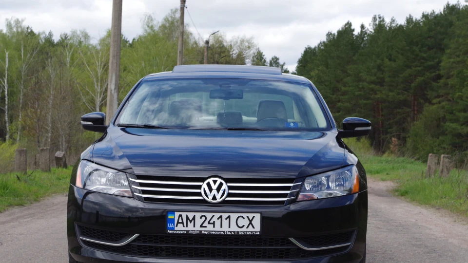 Volkswagen Passat US 2.5 Бензин 2